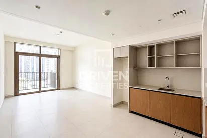 Stunning Burj View | Brand New| Mid Floor