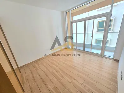 Like New Luxury 2BR with Parking Balcony|Near park