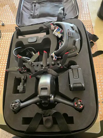 DJI FPV Drone with Goggles, Controller and Carrying Case