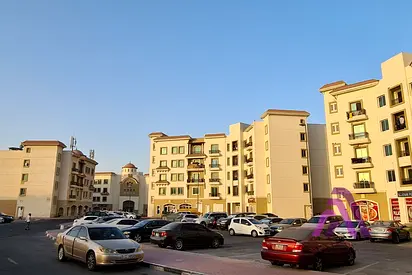 استوديو مع شرفة للبيع في مجمع سكني في اليونان بسعر 337 ألف