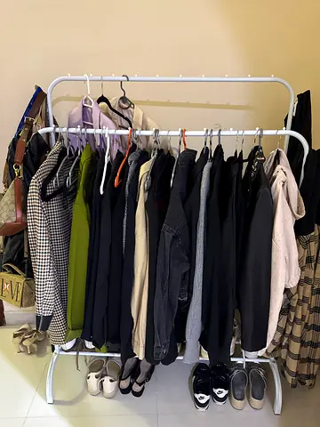 Clothing rack