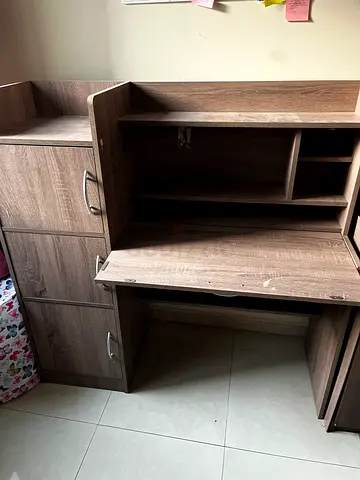 Study desk and chair