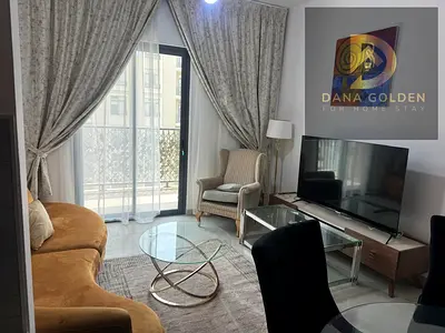 مرحبا بكم في دانة الذهبية هودي هومز العقارية ذ.م.م تفاصيل الدفع : 5399 تفاصيل الشقة غرفه وصاله مسبح  جيم  باركنج  منطقه العاب اطفال  المطبخ مجهز بال