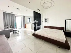 High Floor | Open Kitchen | Well-maintained