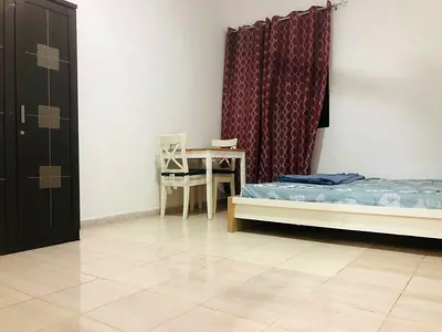 Ready to move, Kerala family sharing room. no commission.