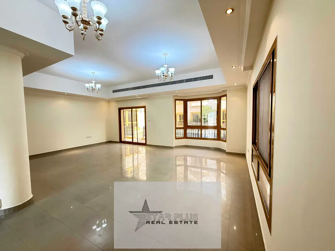 PRIVARE ENTRANCE 4 BEDROOM VILLA WITH MAID ROOM READY TO MOVE