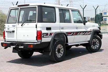 صورة مصغرة 2 لـ 2026 Toyota LAND CRUISER 70 SERIES