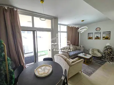 Luxury Townhouse | Family-Friendly Community