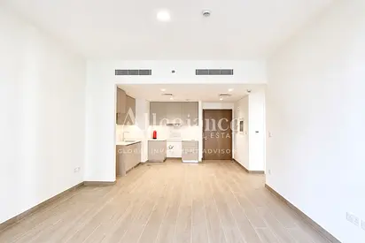 Vacant | Beachside Living | Modern 1BHK