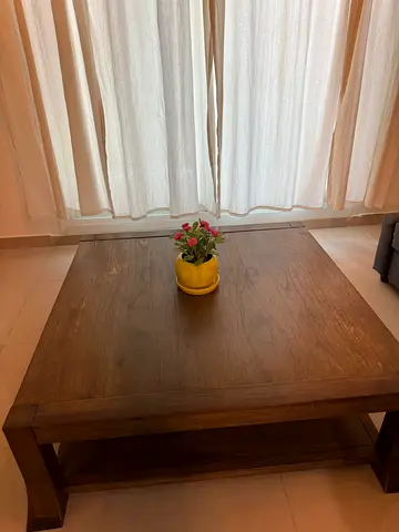 Solid wood coffee table, simple modern design by The One, excellent conditions.