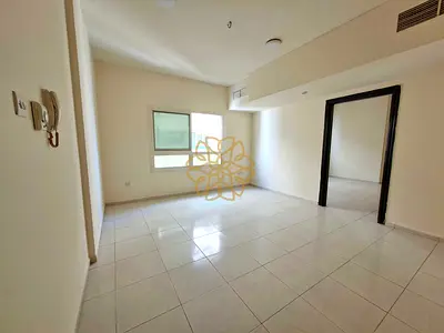 Specious 1bhk with Master room in Prime location