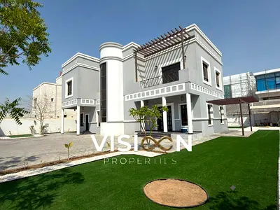 Premium 5BR Villa | Private Garden | Spacious Layout