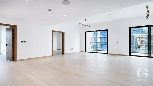 Vacant | Unfurnished | Low Floor | Spacious