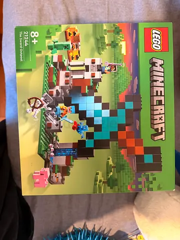 LEGO Minecraft The Sword Outpost 21244