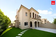 READY TO MOVE | BIG GARDEN | NEAR THE PARK