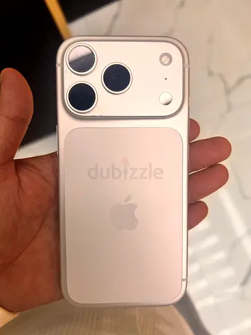 Iphone 17 pro 256 silver used