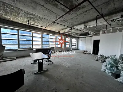 SHELL & CORE OFFICE WITH HIGH FLOOR VIEW