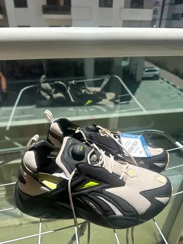 Mens sporty mesh sneakers - lightly used