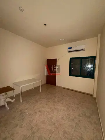 No cash deposit huge levish 1bhk available for yearly rent in lowest price