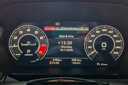 صورة 16 لـ 2023 AUDI RS3