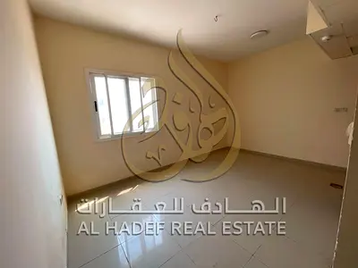 استوديو للايجار السنوى - منطقة القليعه - قريب من الكورنيش - موزع - مساحه و اسعه - صيانة مجانية خلال فترة التعاقد - باركن فرى - استلام فورى