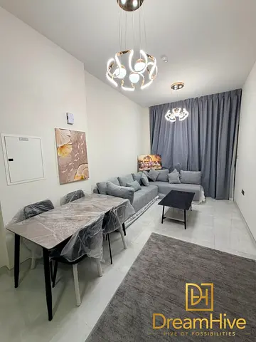 مفروشة بالكامل | شقة فاخرة | موقع متميز | سكايز باي دانوب (Skyz by Danube) | أرجان | جاهزة للسكن الفوري