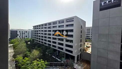 🔥 Distress Deal | Spacious 2BR | Garden View | Huge Balcony | 3 Bathrooms | Only AED 1.25M