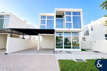 Luxury 6 Bed Villa | Unfurnished| Vacant Soon