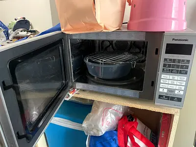 Panasonic Countertop Microwave Oven - Used, Good Working Condition