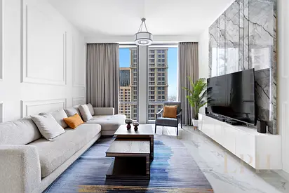 Fully Furnished l Vacant l Mid Floor