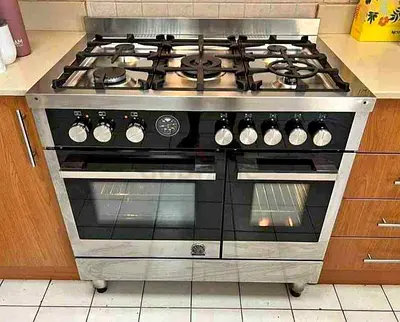 Bertazzoni Latest Model Dual Oven 90cm Top Gas Oven electric Cooker for sale
