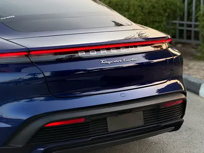 2020 Porsche TAYCAN 照片 12