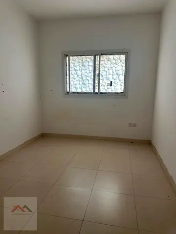 Studio available very low price | Near Metro