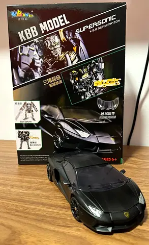 Transformer Lockdown AOE Action Figure