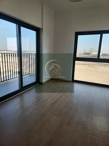 | Luxury 3 br | Vacant | Low Price | open View |