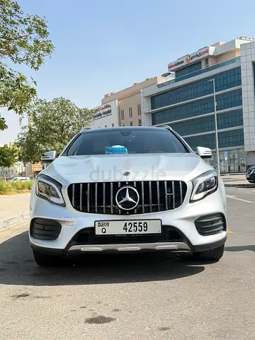 2019 Mercedes-Benz GLA 250 - American Specs - Excellent Condition
