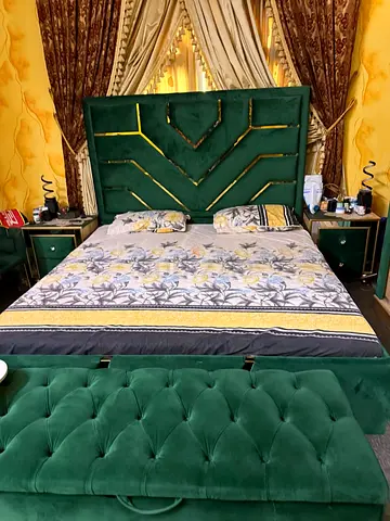 Emerald Green Velvet King Bed with Upholstered Bench