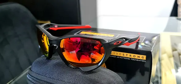 New Oakley Plazma Matte Black Ink w/ Prizm Ruby Iridium Lens