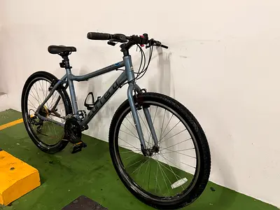British Carrera Parva Limited Edition Hybrid Bike * 18” frame size (Medium) * Lightweight aluminium
