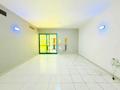 2BHK plus Store-Close to metro-Prime location…