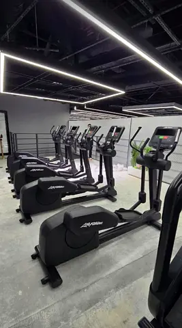 Life fitness C console