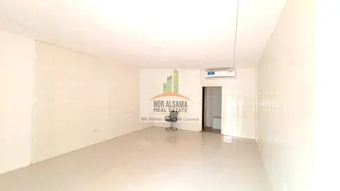 متجر مواجه للشارع | مجموعة X-10 في إنجلترا | عرض الطريق