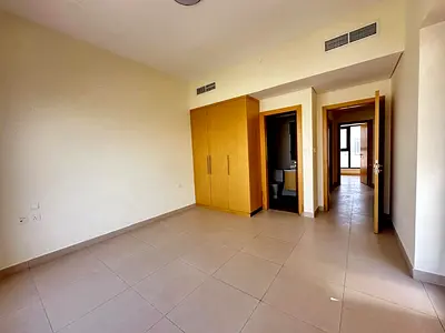 Spacious 3BR l Vacant | Ready to Move