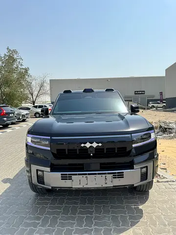 Leopard 8 (Used) – 14,000 km – AED 197,000