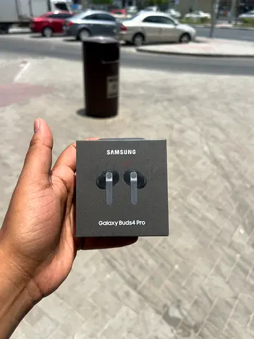 Samsung Galaxy Buds4 Pro Black | TDRA Version | 1 Year Warranty