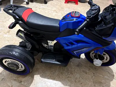 Battery-Powered Kids Ride-On Trike Motorcycle - Blue, Good Condition