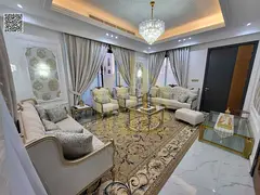Directly from the owner, including water, electricity, and air conditioning. Negotiable. No annual f
