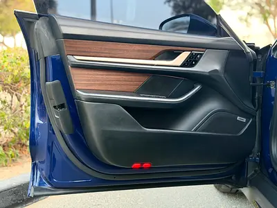 2020 Porsche TAYCAN 照片 11