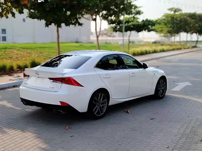 2017 Lexus IS-SERIES 缩略图 15