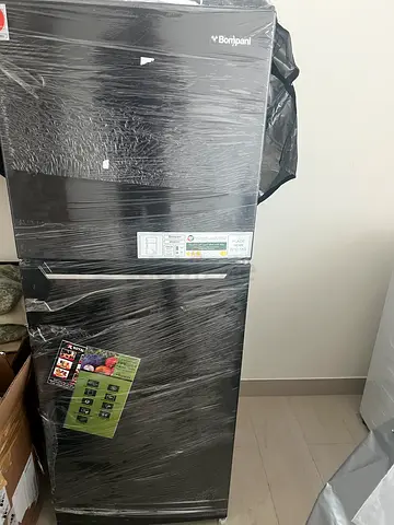 Brand new wrapped Beko double-door refrigerator - black finish